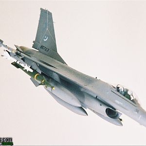 F-16 Fighting Falcon