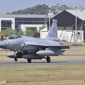 JF-17 at Farnborough Air Show 2010