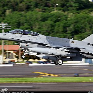 PAF F-16