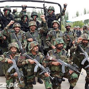 Pakistan SSGs with Chinese Special Forces