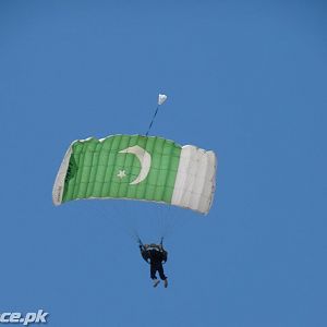 SHAHBAZ - Team of Sky Divers of Pakistan