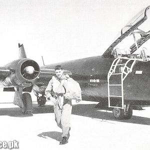 PAF B-57
