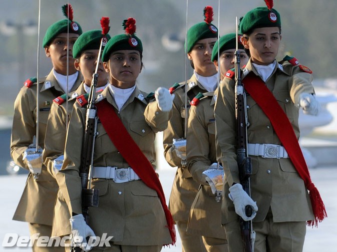 25-Dec-2010 @ Mazar-e-Quaid