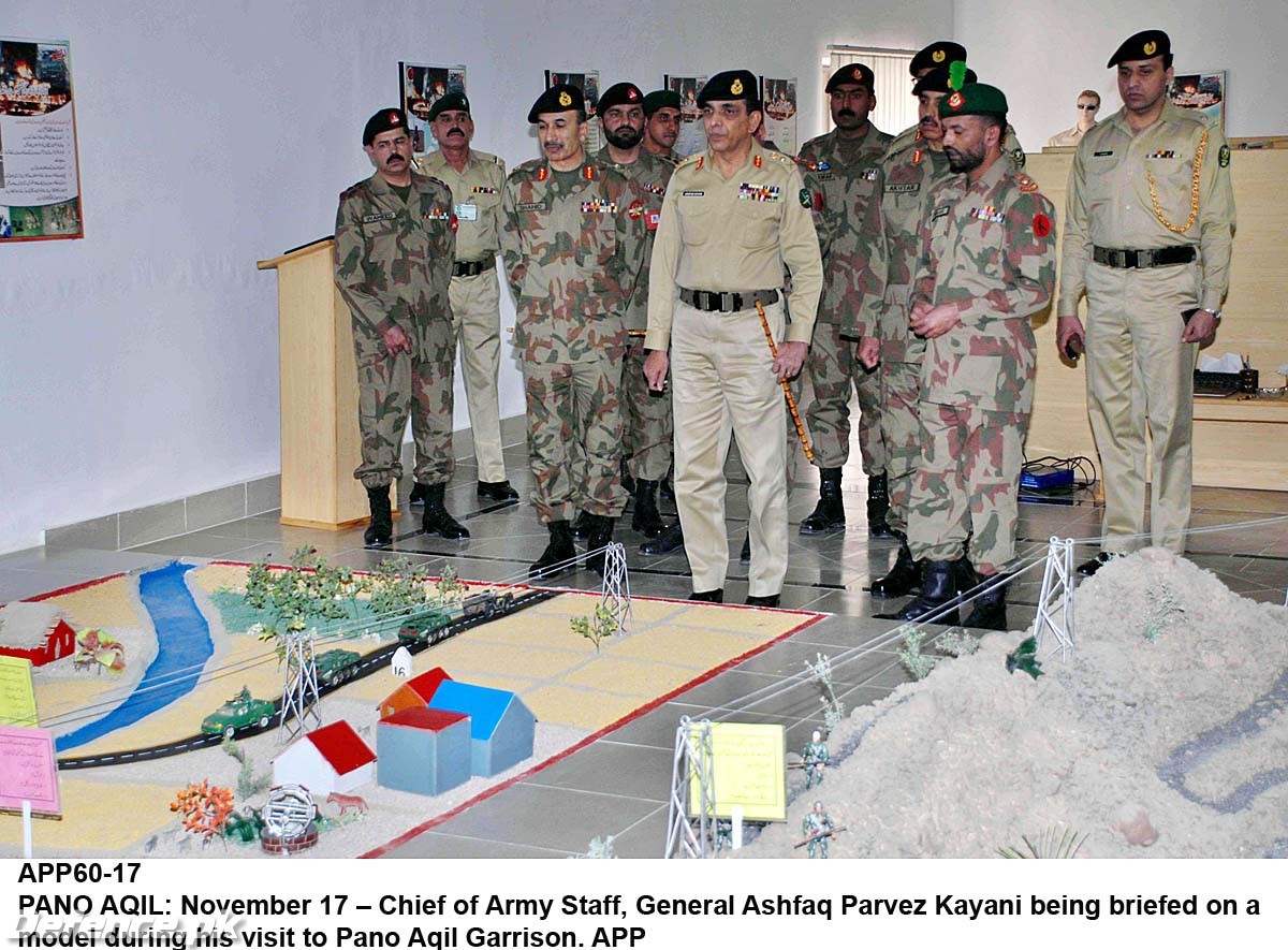 COAS being briefed at the PANO AQIL Garrison