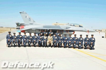 F-16 Block 52 with CFT !!
