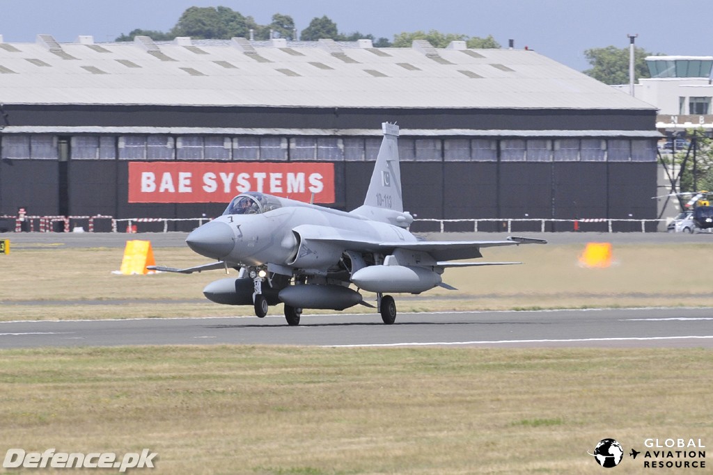 JF-17 at Farnborough Air Show 2010