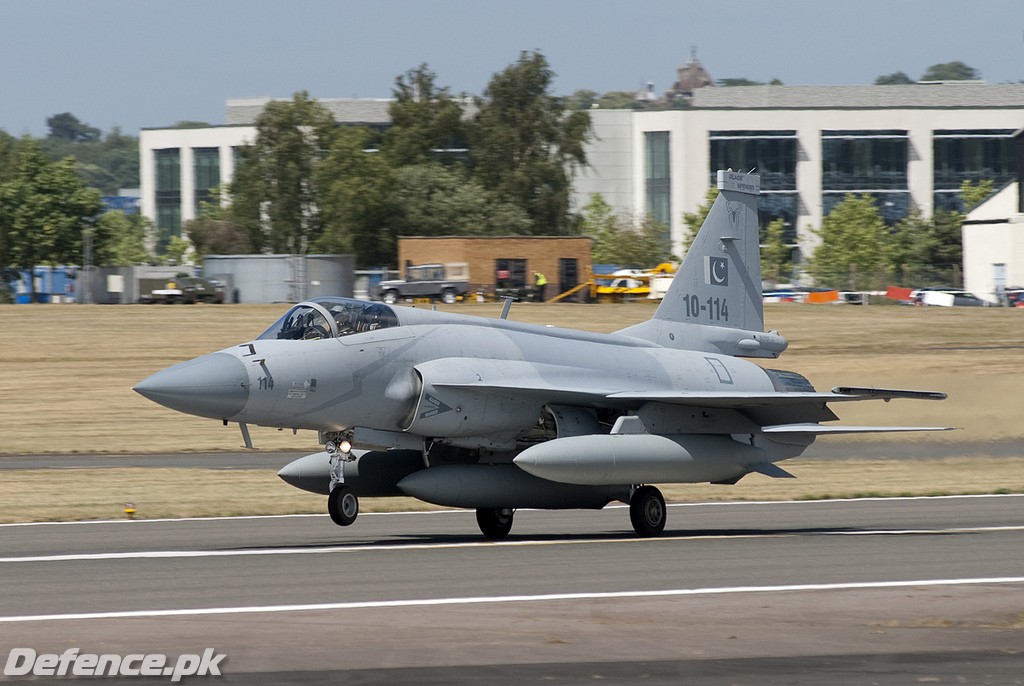 JF-17 at Farnborough Air Show 2010