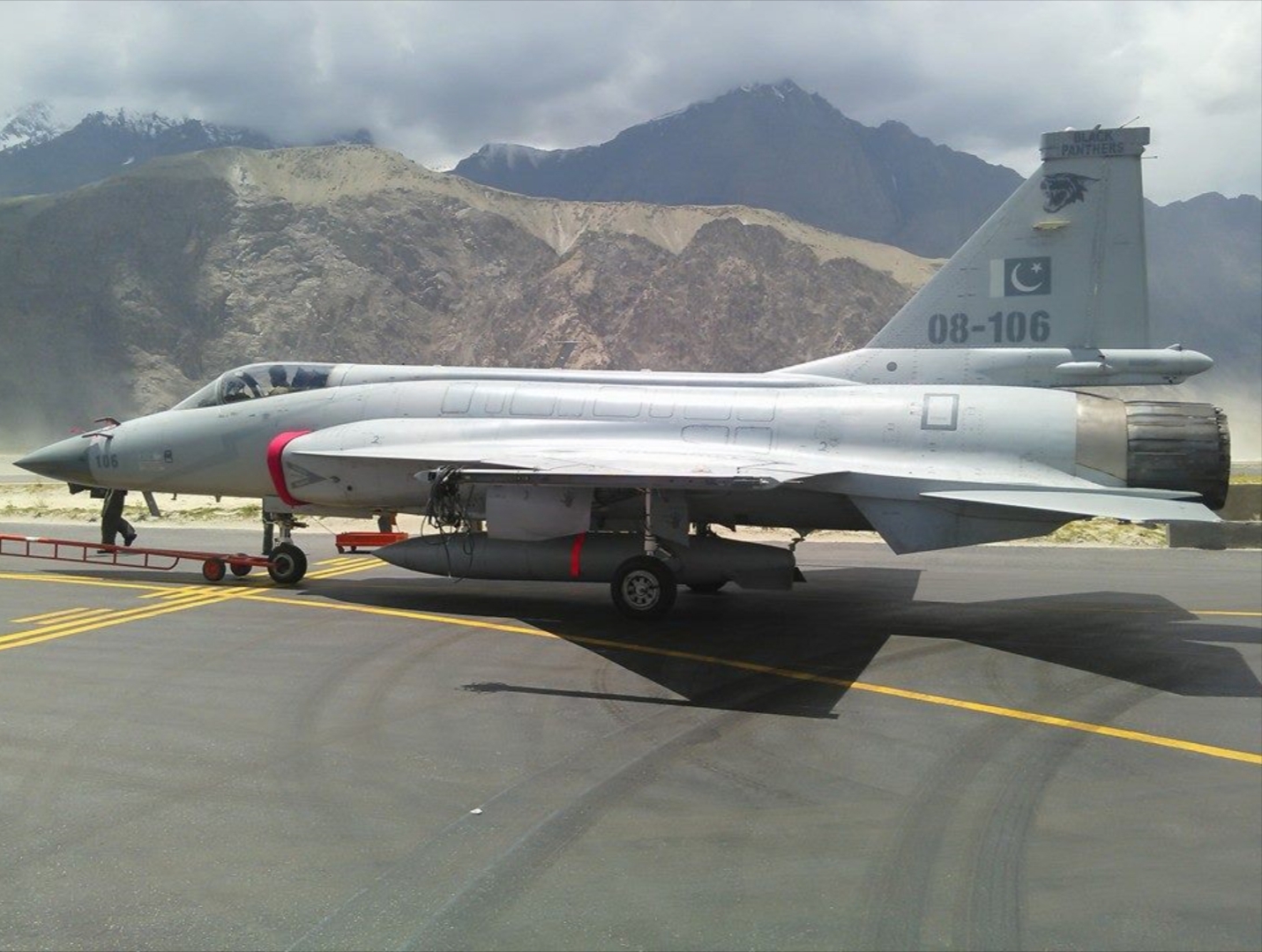 JF-17 Thunder 08-106