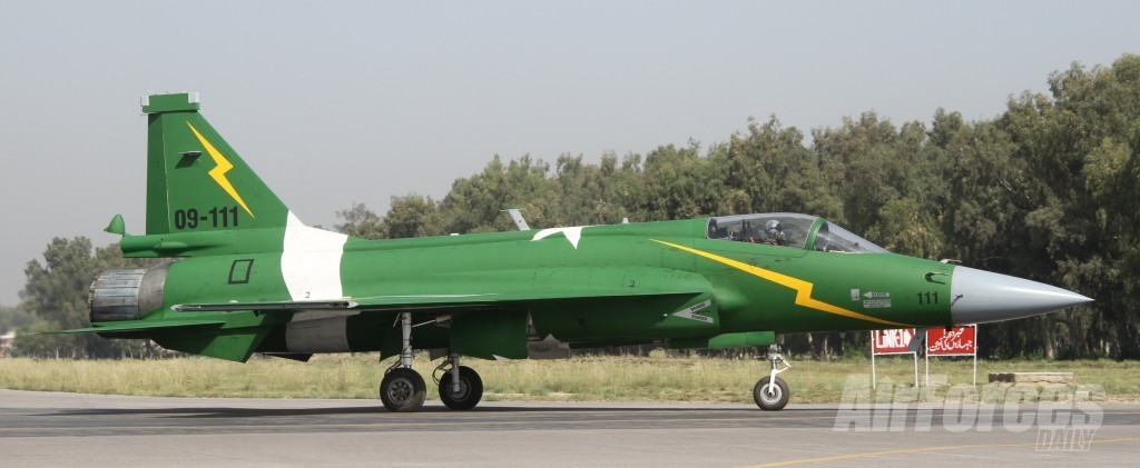 JF-17 Thunder 09-111