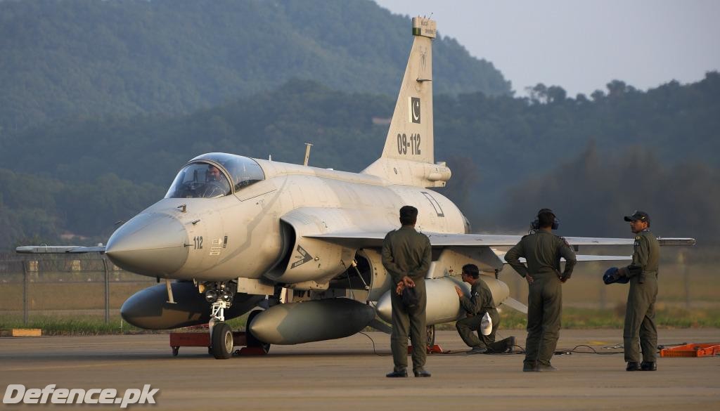 JF-17 Thunder @ Zhuhai 2010