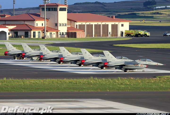 PAF F-16