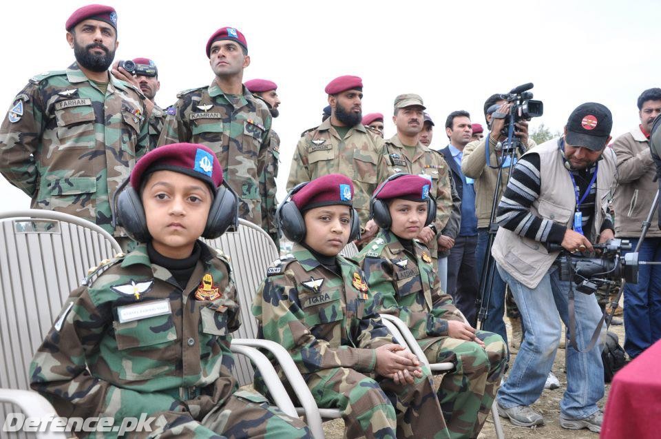 Pakistan Army SSG kids