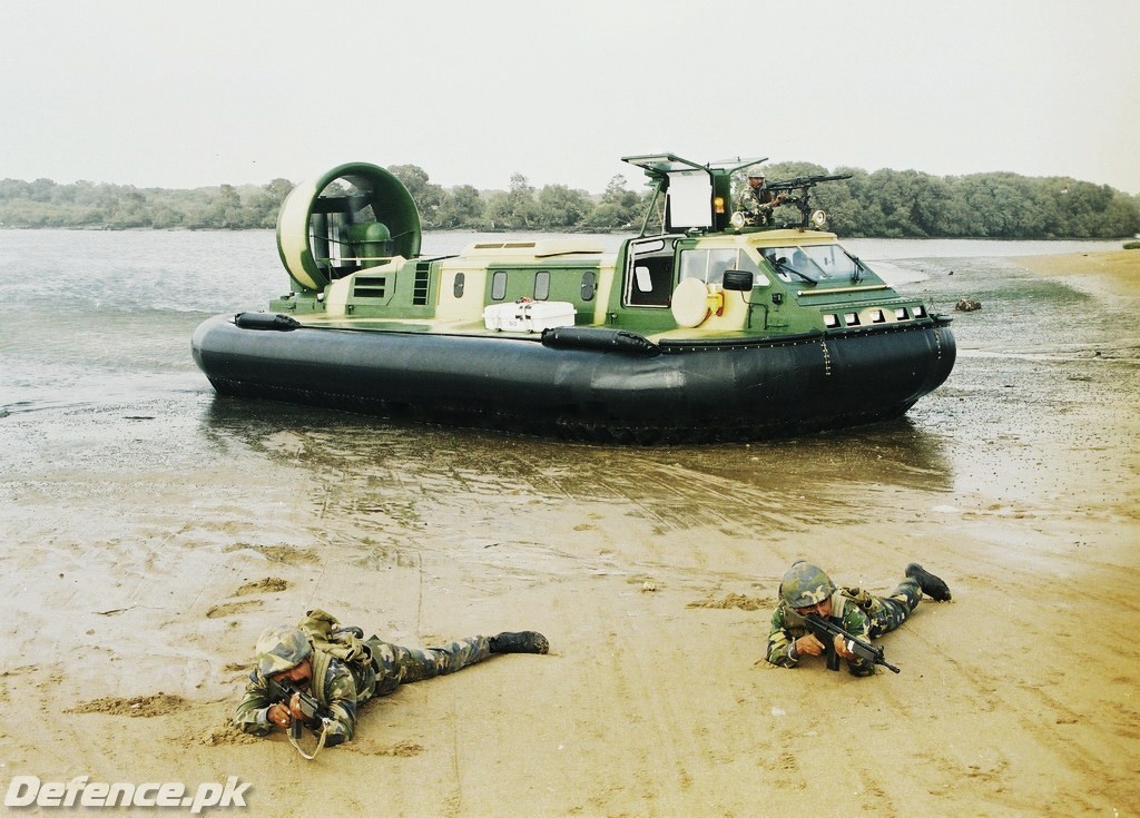 Pakistan Navy Marines Griffon 2000TD(M) hovercraft