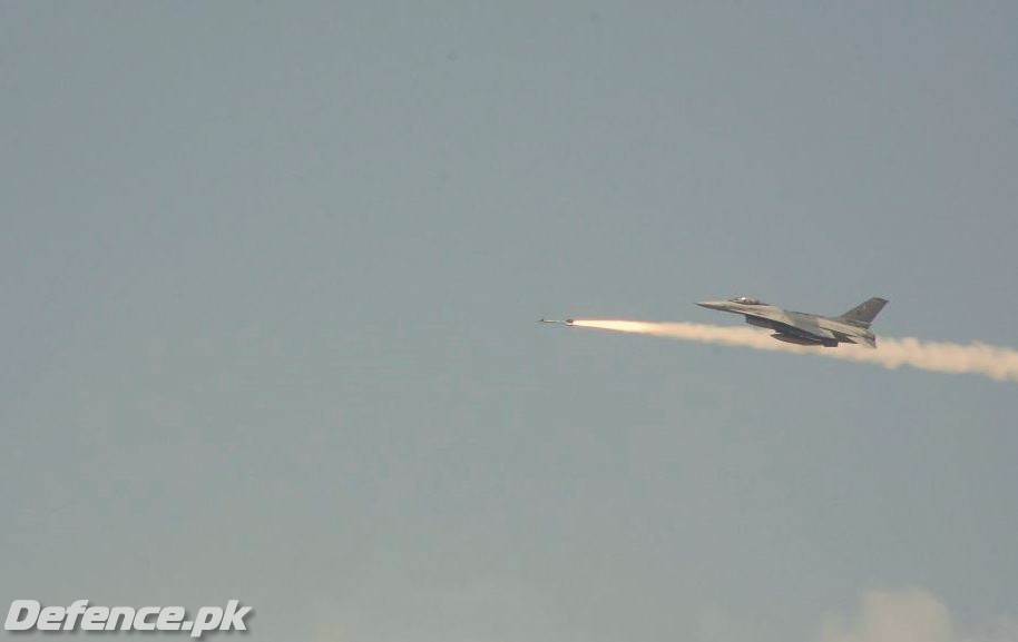 Pakistans F 16 In Action