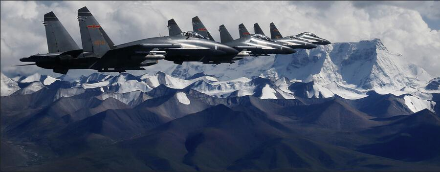 chinese-j-11s-fly-in-formation.jpg