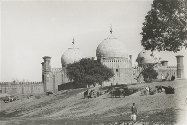 badshahi-mosque-lahore.jpg