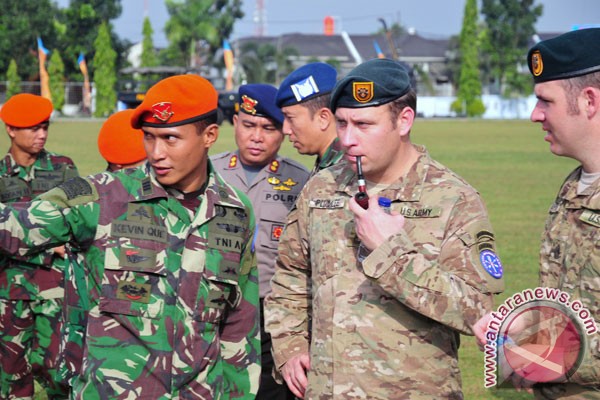 20160222antarafoto-latihan-militer-dua-negara-220216-fba-3.jpg