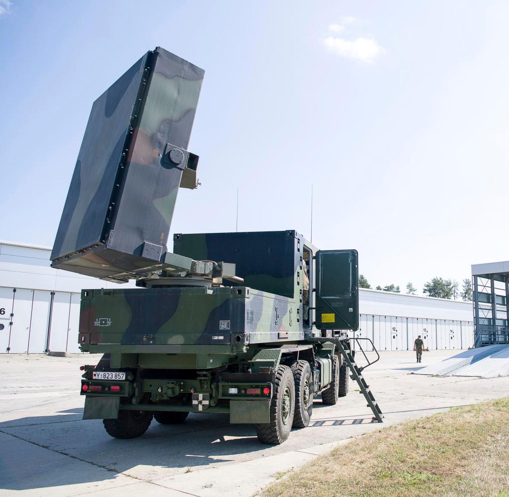 Das Cobra-System (Counter Battery Radar) ist das weltweit wohl fortschrittlichste Waffenortungssystem