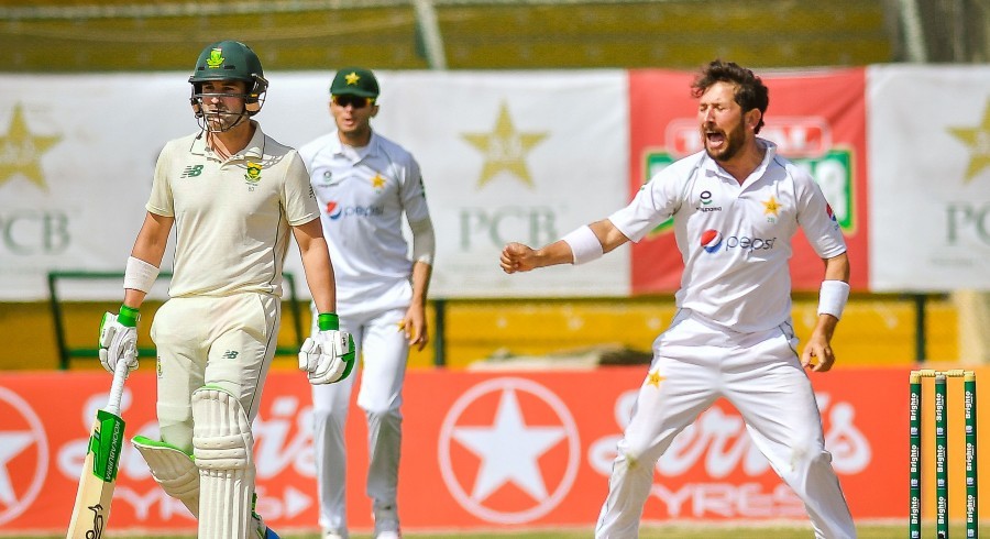 Late strikes keep Pakistan on top in first South Africa Test