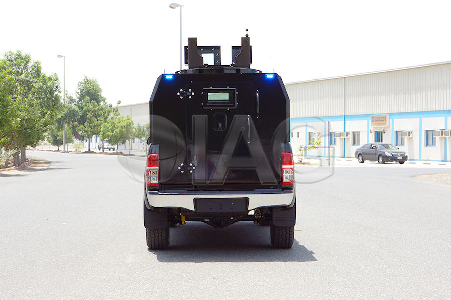 Toyota-Hilux-Patrol-Truck-04.jpg