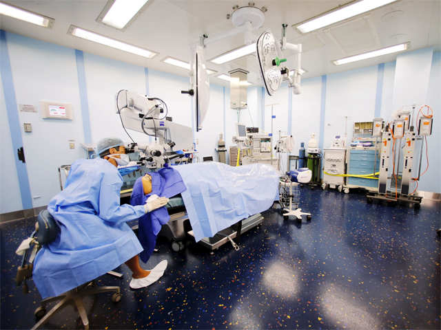 eight-operating-rooms.jpg