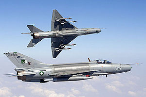 300px-Pakistan_Air_Force_Chengdu_F-7PG_inflight.jpg