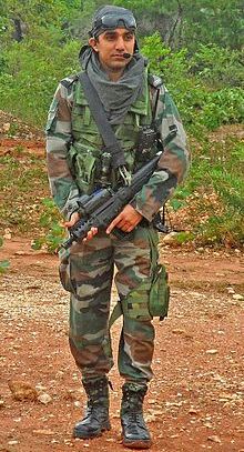 CRPF_Jawan_Tavor_X95_Assault_Rifle.jpg