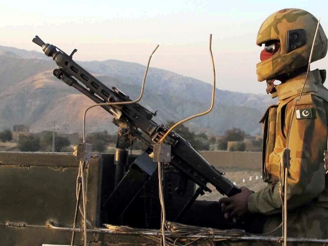 pak-army-epa-211-640x480.jpg