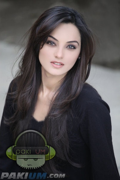 Sadia-Khan-Pakistani-Film_Drama-Actress-29.jpg