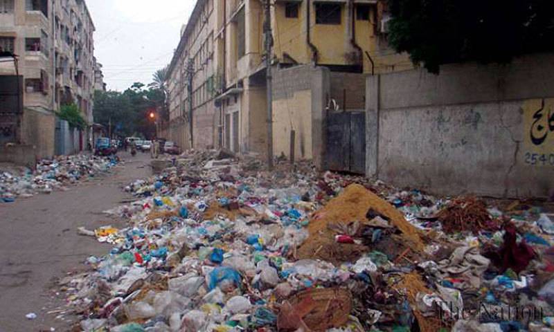 karachi-s-rubbish-bins-becoming-threat-to-life-of-citizens-1488712171-4278.jpg