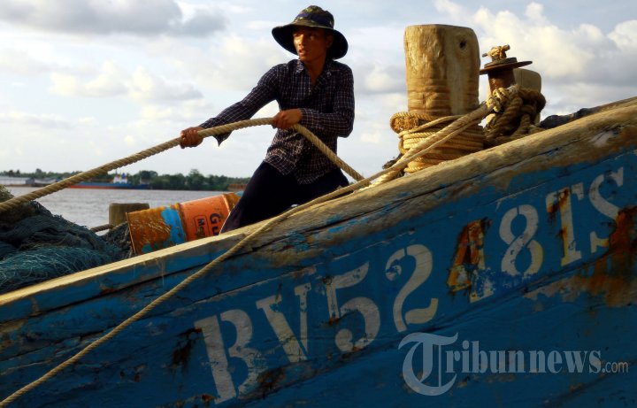 kapal-vietnam-tertangkap-curi-ikan-di-perairan-indonesia_20160425_015636.jpg