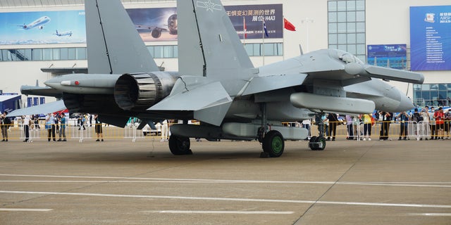 chinese j-16D jet fighter