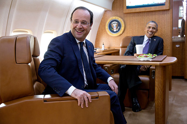 Francois_Hollande_Barack_Obama_D_Day_70th_anniversary_Paris_Normandie_WWII_Normandy_Operation_Overlord_Air_Force_One_2014.jpg