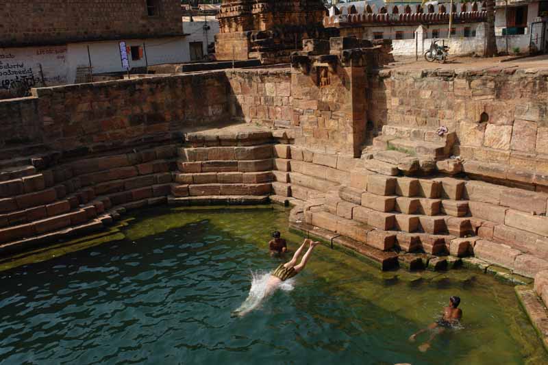 15_052_Karnataka_Badami.jpg