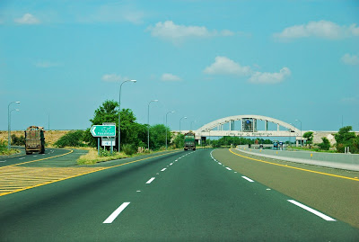 Pakistan+Motorway+M2.jpg