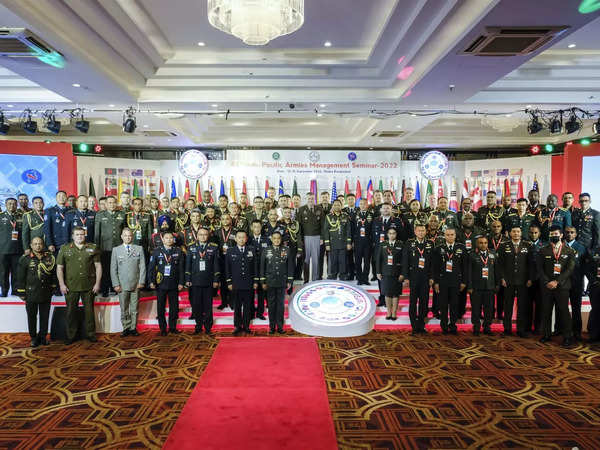 military-officials-from-24-countries-in-the-indo-pacific-region-pose-for-a-photo-.jpg