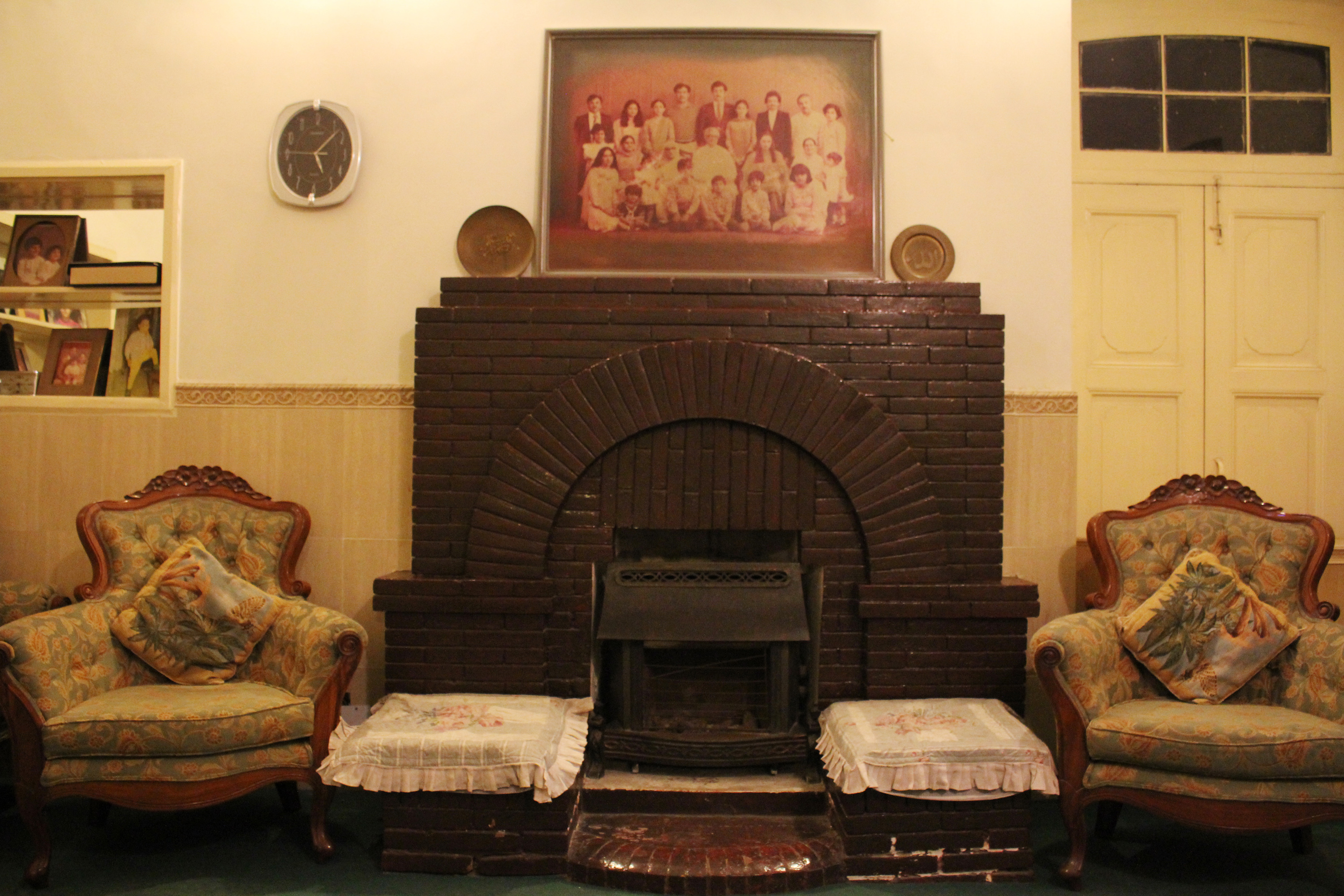 Original-fireplace-since-bought-by-the-family.jpg