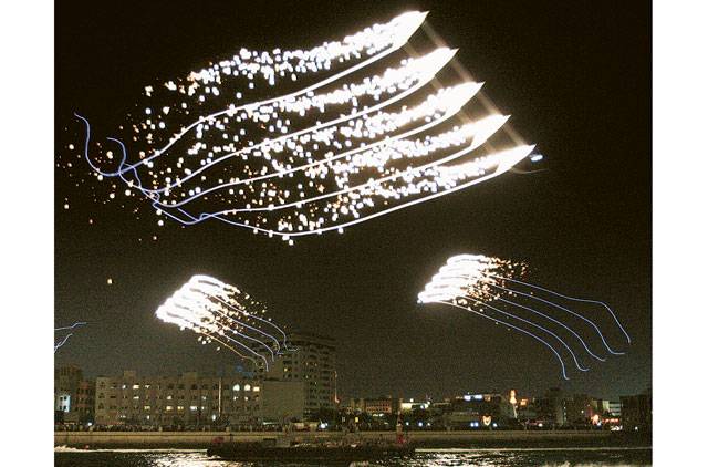 kites-illumination.jpg