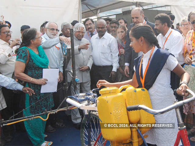 kalam-approves-a-bicycle-base-agricultural-device.jpg