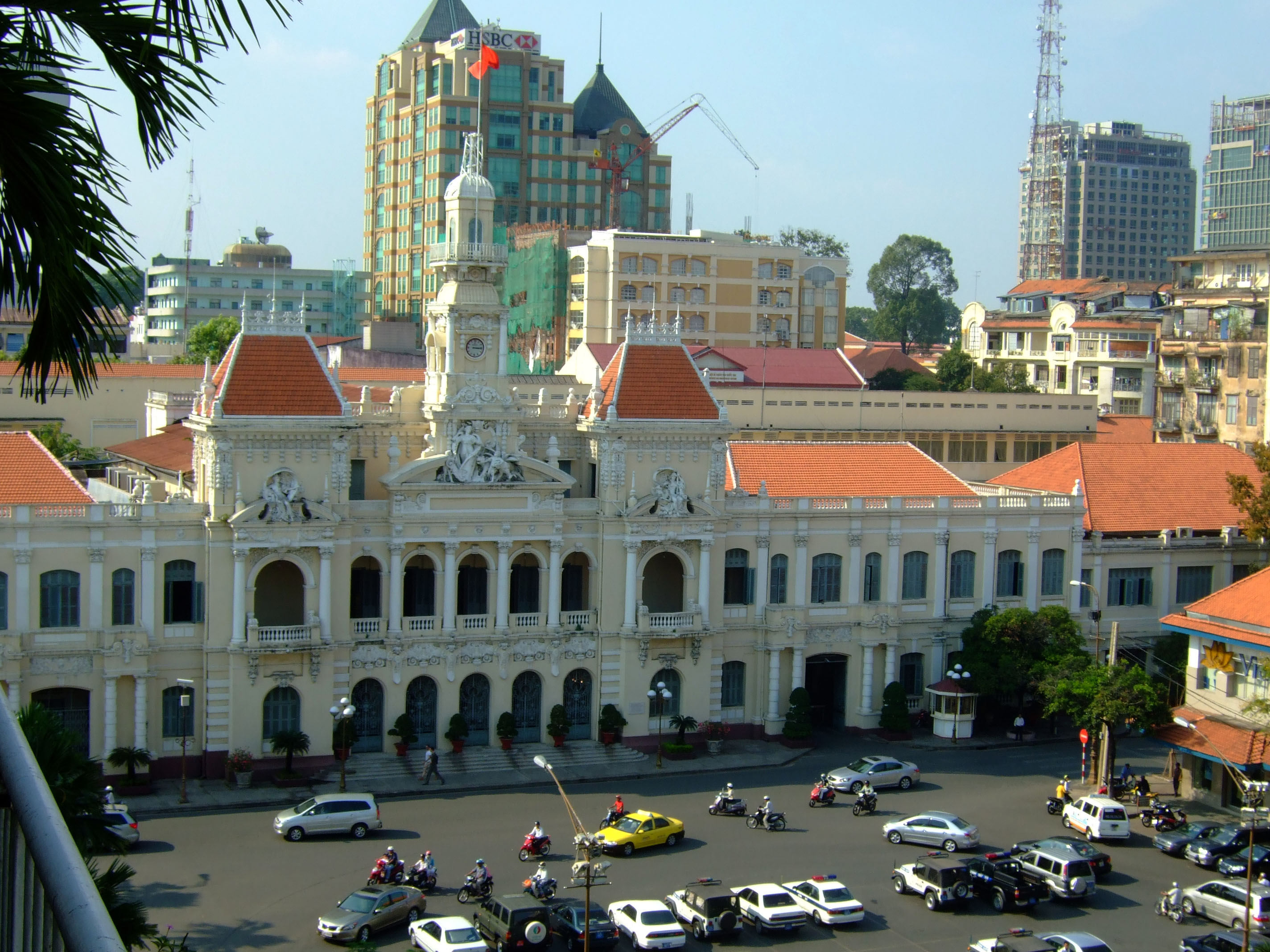 Vietnam-Ho-Chi-Minh-HSBC-Saigon-Feb-2009-01.JPG