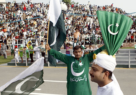 14-August-Pakistan-Independence-Day-Greetings-005.jpg