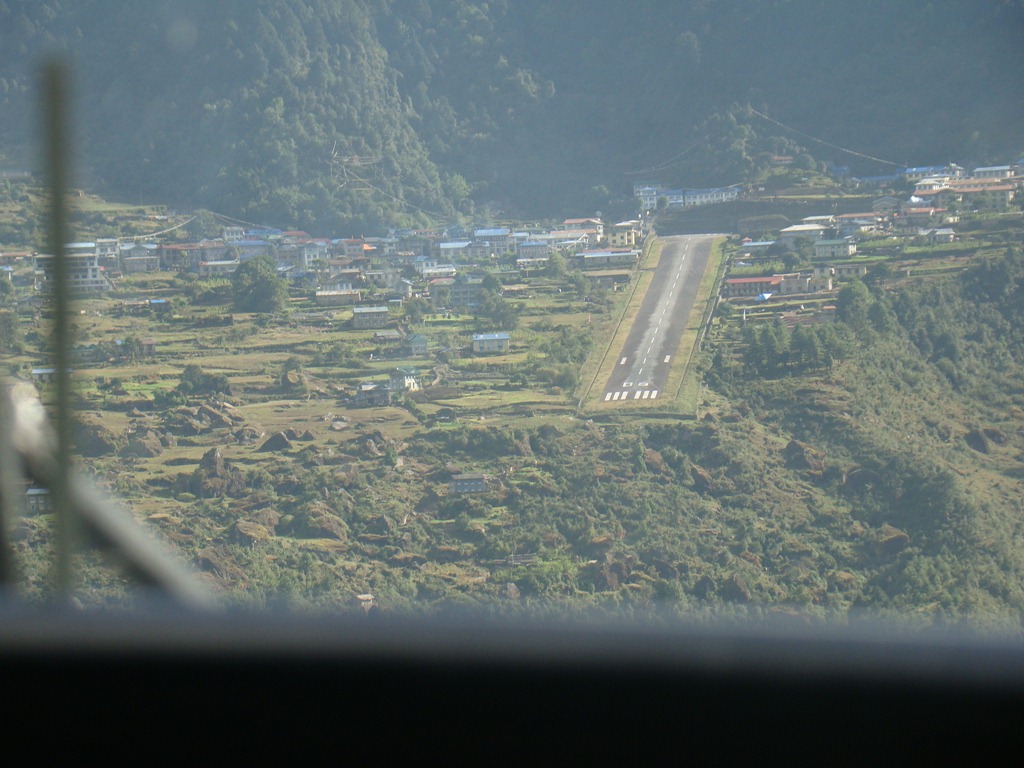lukla-airstrip.jpg