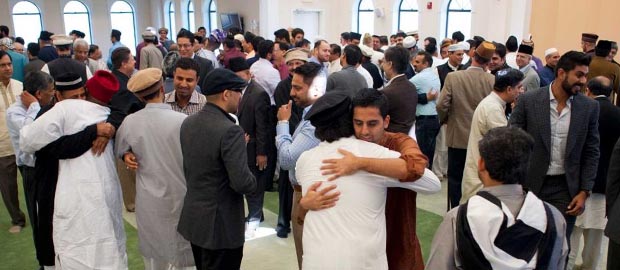 ahmadiyya_eid_sacrifice.jpg