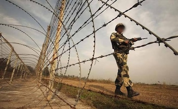 india-pak-international-border-ib_625x300_1526614582520.jpg