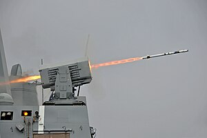 300px-USS_New_Orleans_%28LPD-18%29_launches_RIM-116_missile_2013.jpg