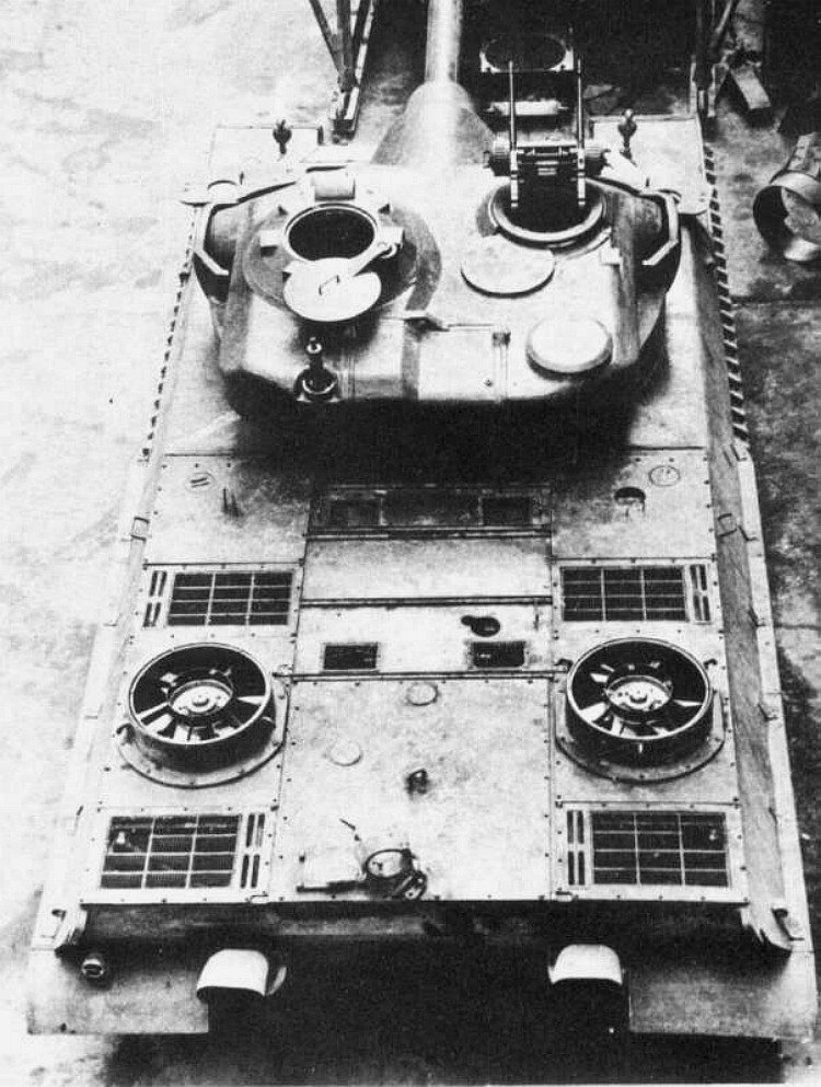 amx50-100-124_2_205.jpg