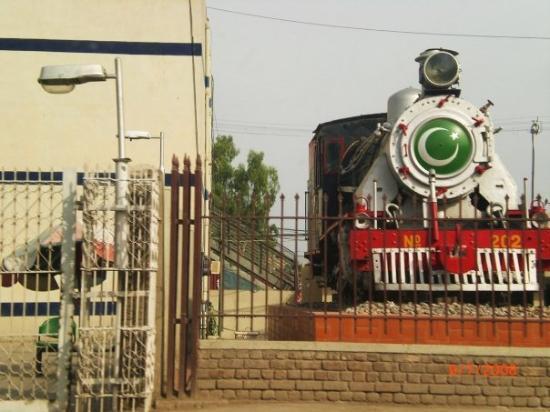 peshawar-railway.jpg