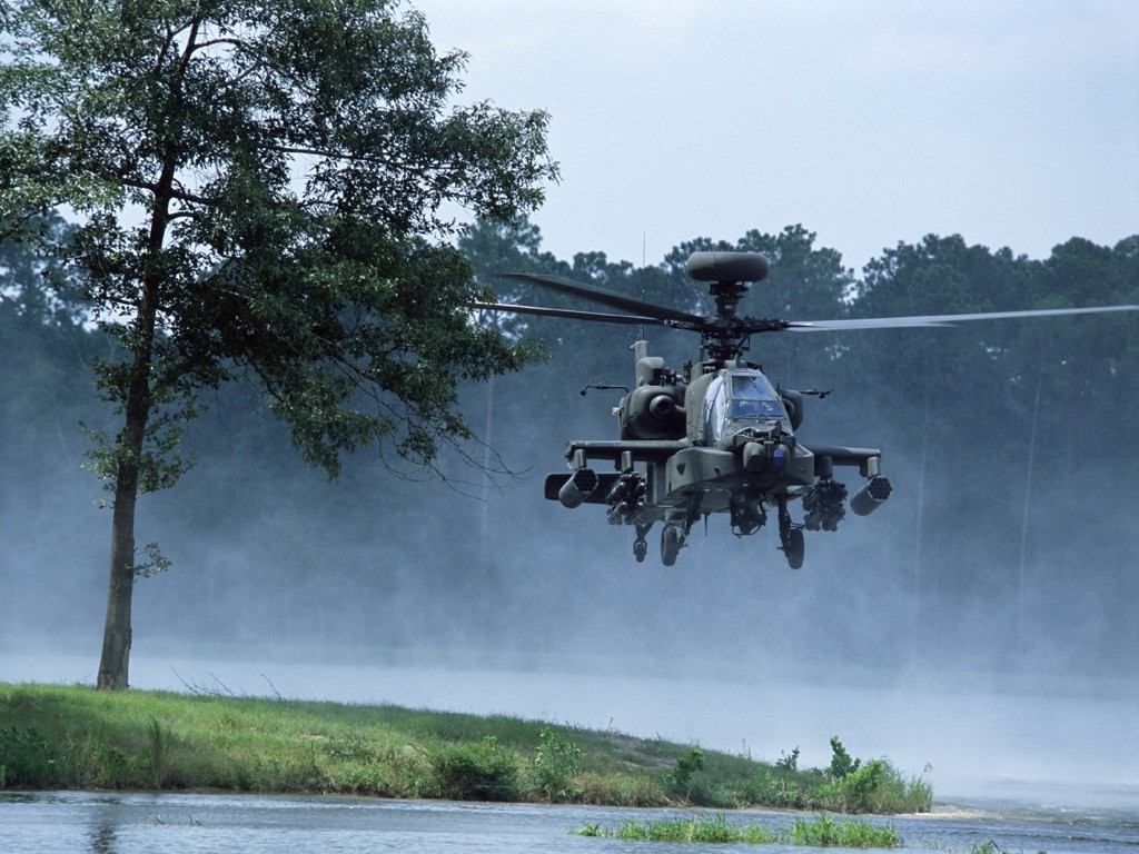 AH-64D%2BApache%2BLongbow%2BAttack%2BHelicopter2.jpg