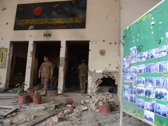 904251-PeshawararmypublicschoolAFP-1434395501-949-640x480.jpg