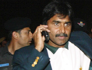 ready-to-to-go-to-war-with-india-former-pakistani-cricketer-javed-miandad.jpg